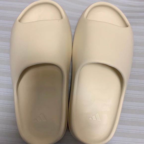 Adidas Yeezy Slide Bone main image 7